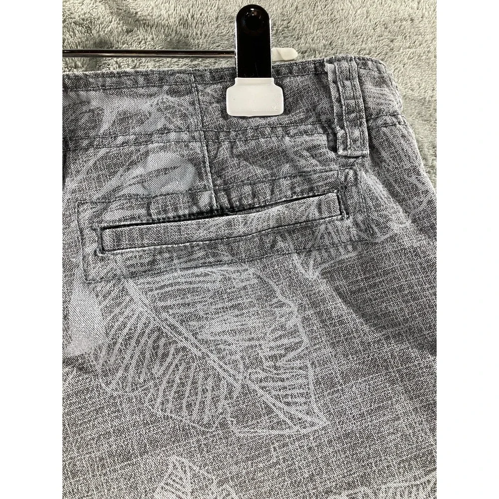 No Boundaries Chino Shorts Men's Size 36 Style NM15300T Grey Floral‎